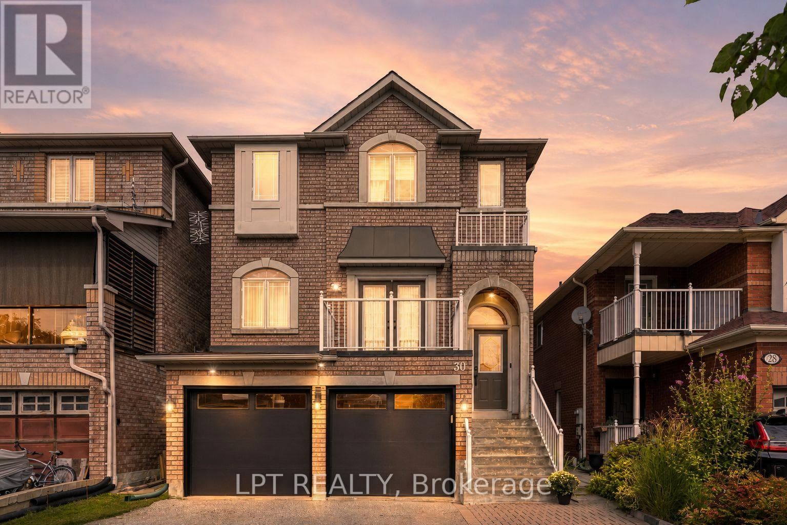 30 Snowy Meadow Avenue