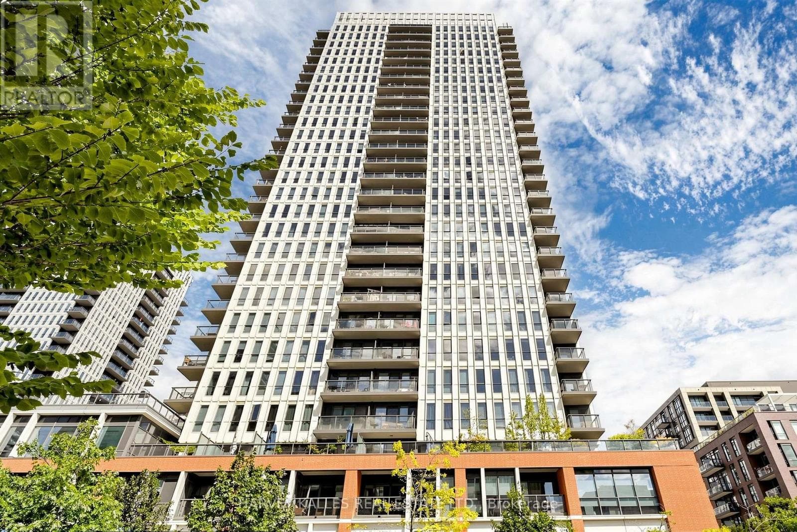 419- 55 Regent Park Boulevard