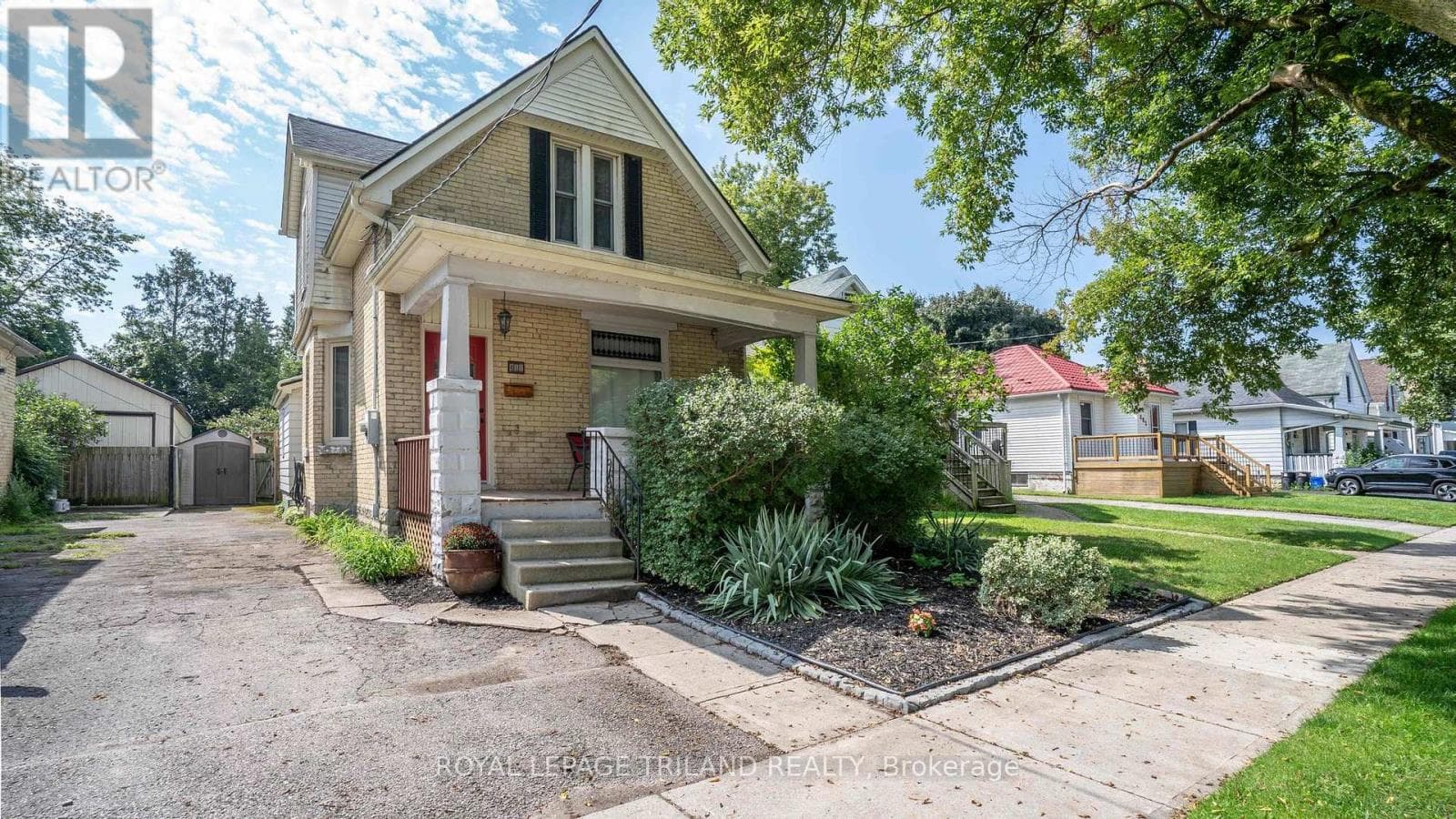 411 SALISBURY Street