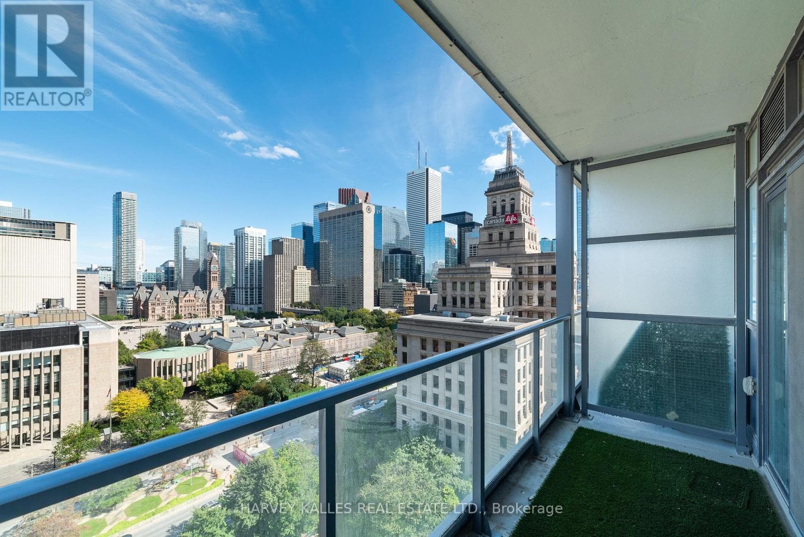 1610- 210 Simcoe Street