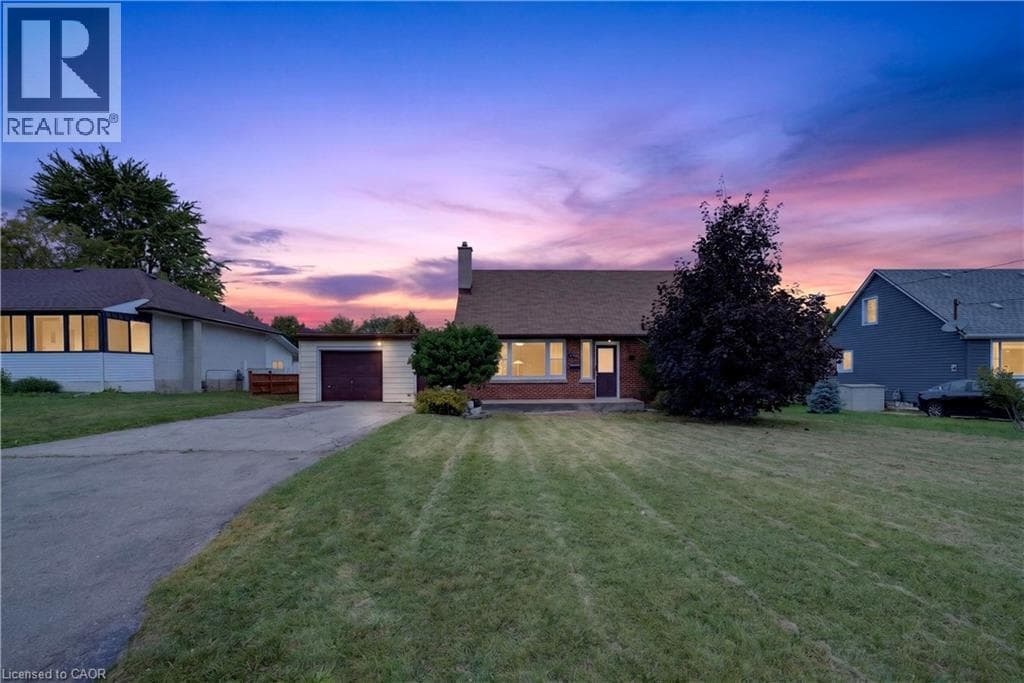 Single Family at 176 AVALON Place, Kitchener, Ontario - Photo 1 - RE/MAX Garden City Realty
