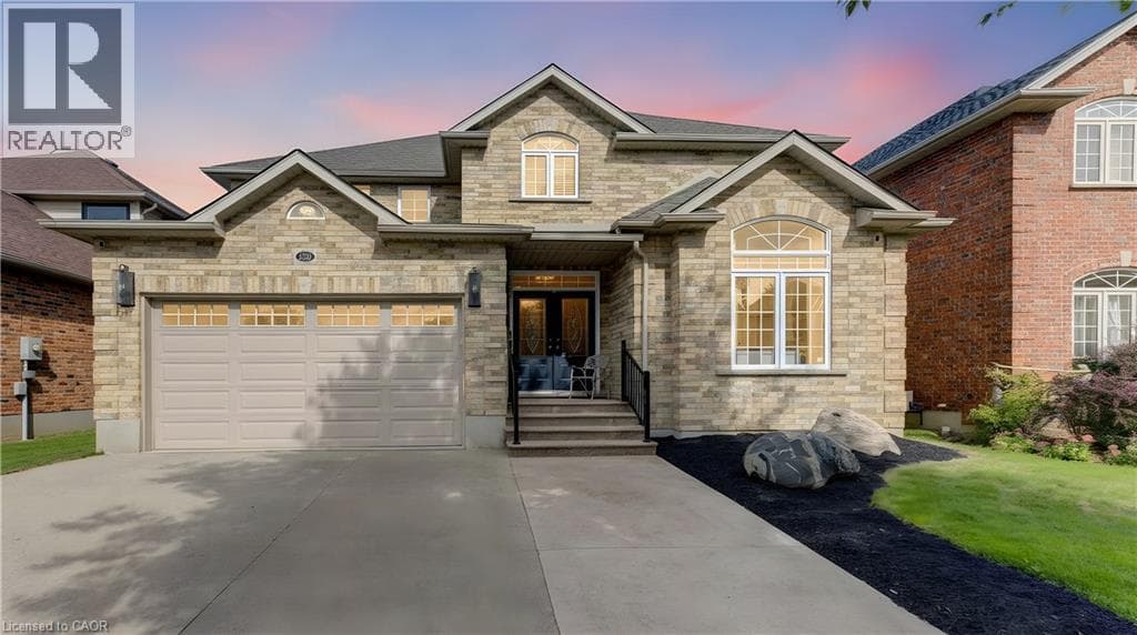 231 HAWKSWOOD Drive