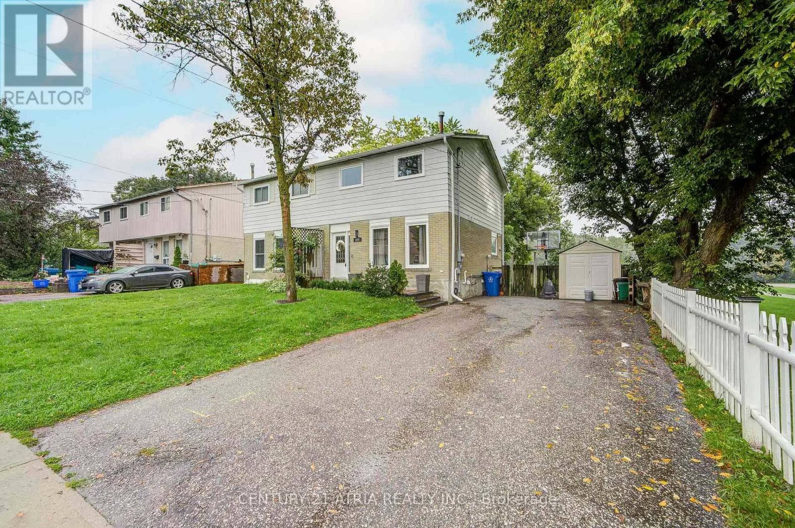 670 Elgin Street