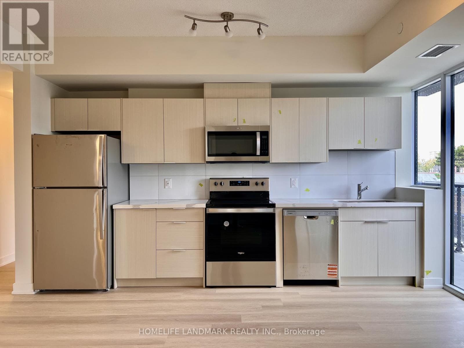 316- 2825 Jane Street