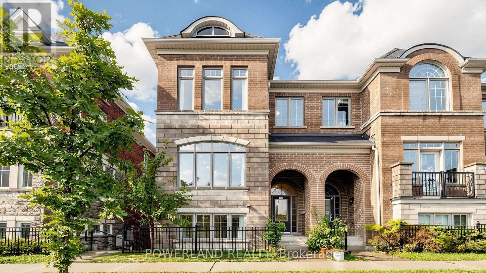 259 Dundas Way