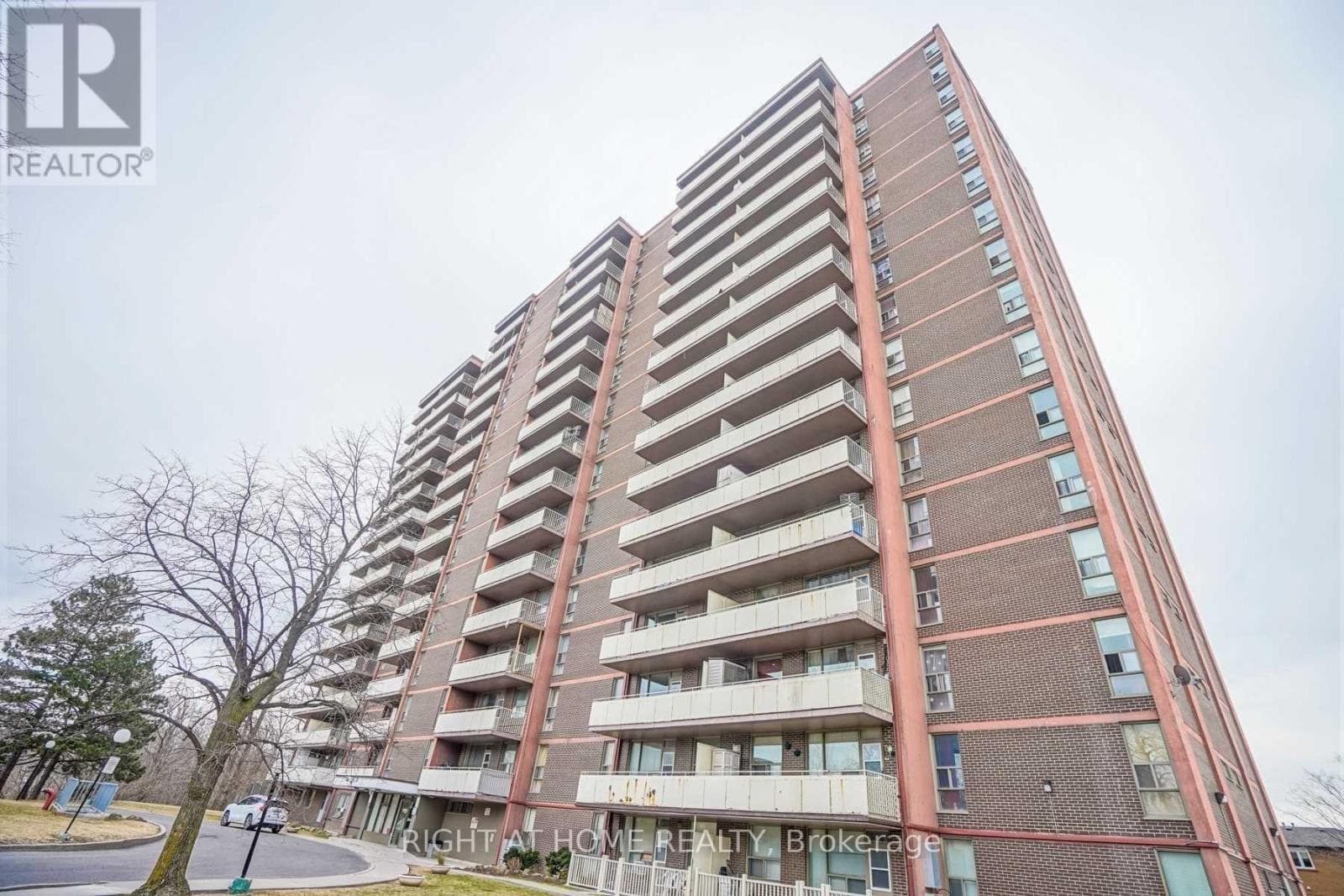 501- 235 Grandravine Drive