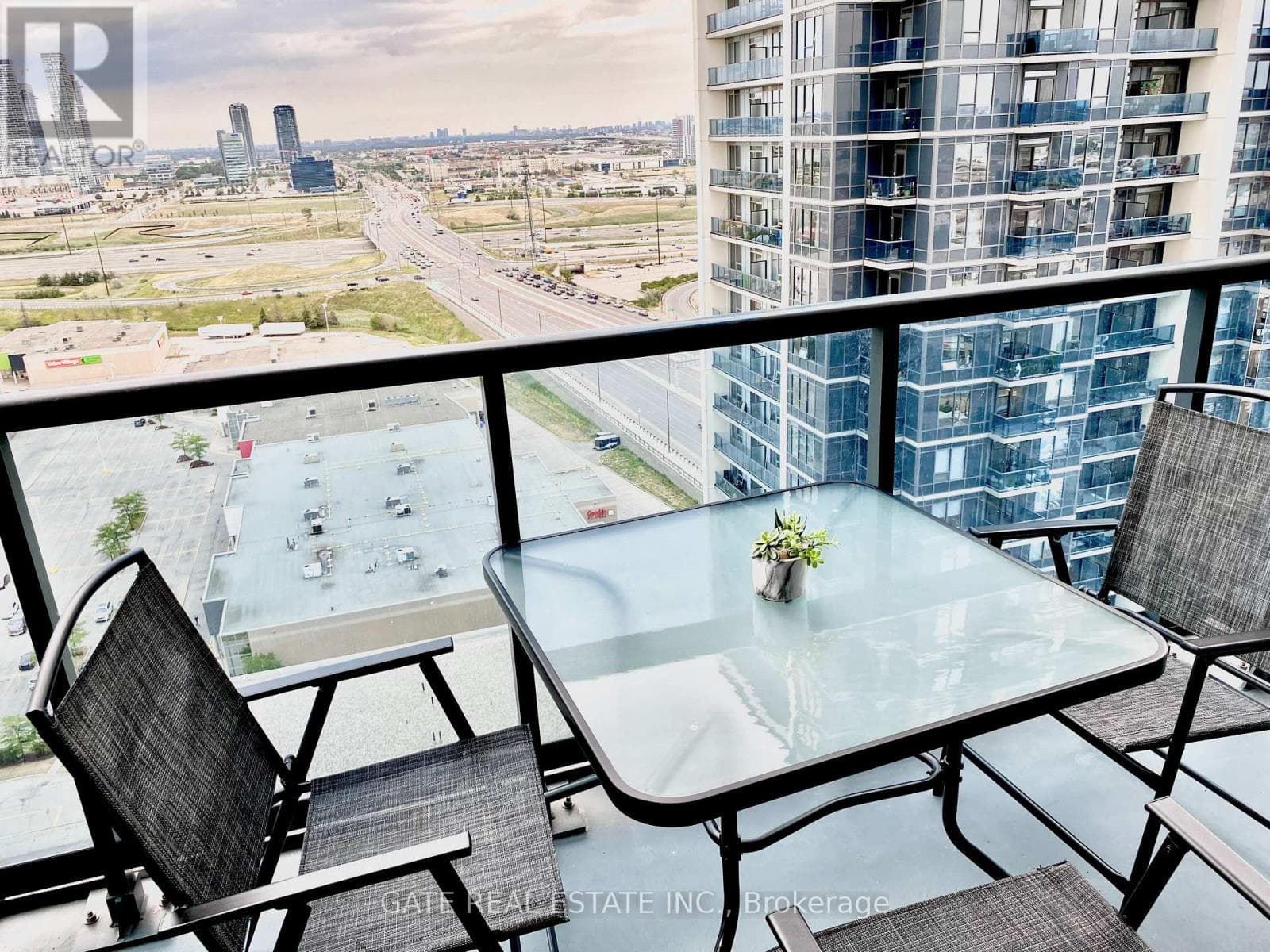 2211- 3700 Highway 7 Road