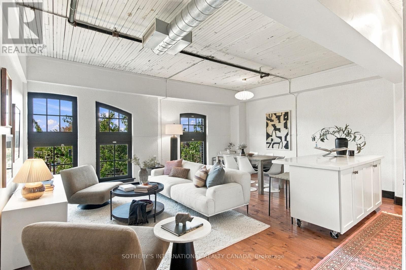 412- 183 Dovercourt Road