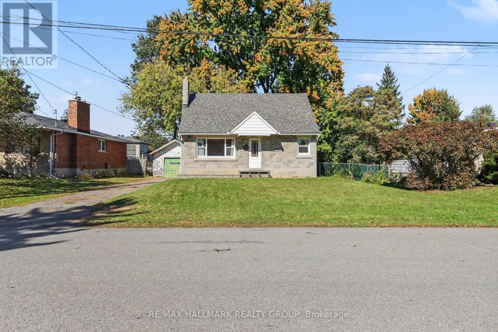 1388 Normandy Crescent